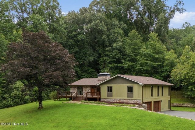 239 Woodland Heights, Robbinsville, NC 28771