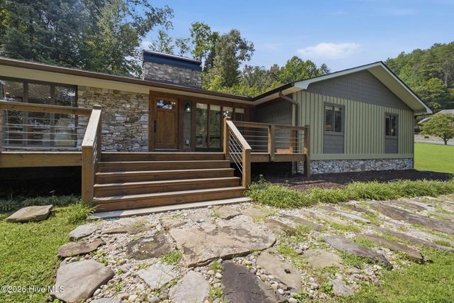 239 Woodland Heights, Robbinsville, NC 28771