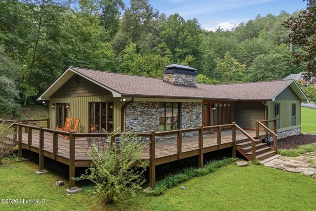 239 Woodland Heights, Robbinsville, NC 28771