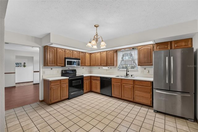 3765 SE 29TH COURT, Ocala, FL 34471