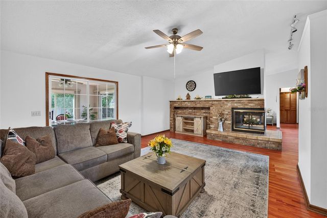 3765 SE 29TH COURT, Ocala, FL 34471
