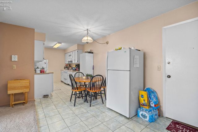 1315 S Lake Wilmer Dr Apt 109, Sandusky, OH 44870