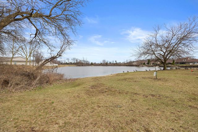 1315 S Lake Wilmer Dr Apt 109, Sandusky, OH 44870