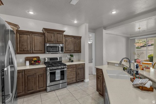 1078 W KANARRA CT, Washington, UT 84780