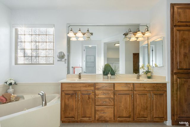 1078 W KANARRA CT, Washington, UT 84780