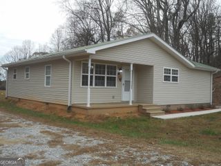 530 Grandview Avenue, Mount Airy, GA 30563