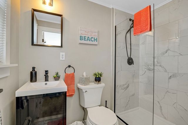75 Meadowbrook Rd, Yarmouth, MA 02673