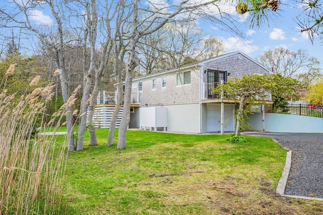 75 Meadowbrook Rd, Yarmouth, MA 02673