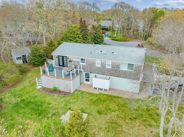 75 Meadowbrook Rd, Yarmouth, MA 02673