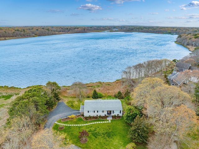 75 Meadowbrook Rd, Yarmouth, MA 02673