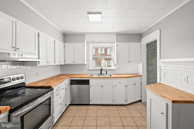 407 LAKEVIEW AVE, Milford, DE 19963