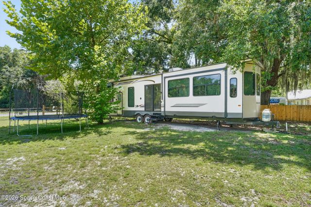 3575 Carter Road, Mims, FL 32754