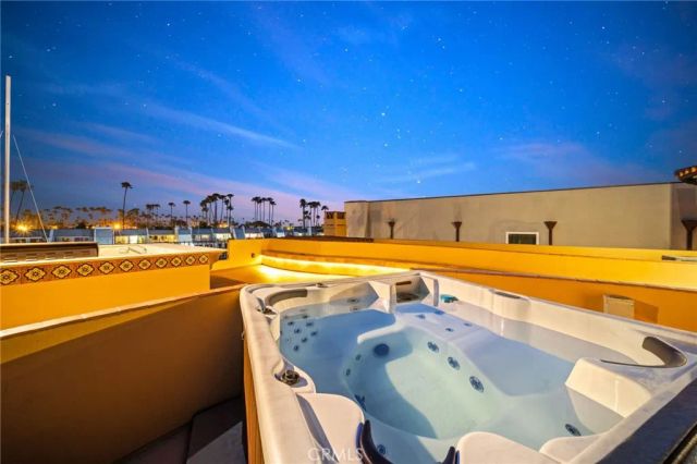 6 Green Turtle, Coronado, CA 92118