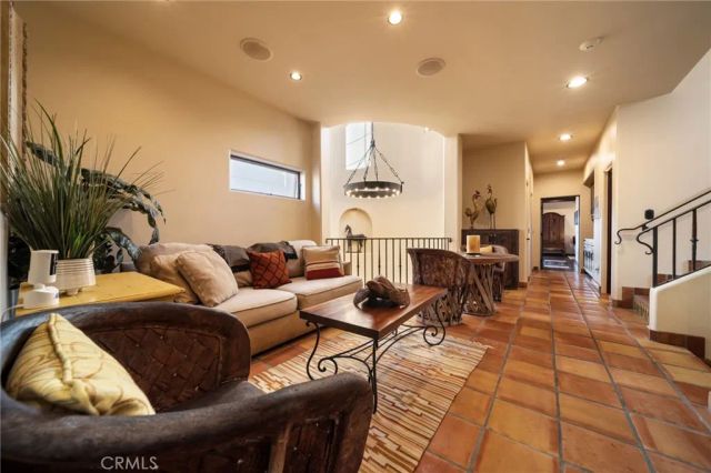 6 Green Turtle, Coronado, CA 92118
