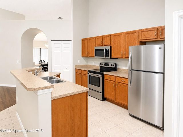 5272 Outlook Drive, Melbourne, FL 32940