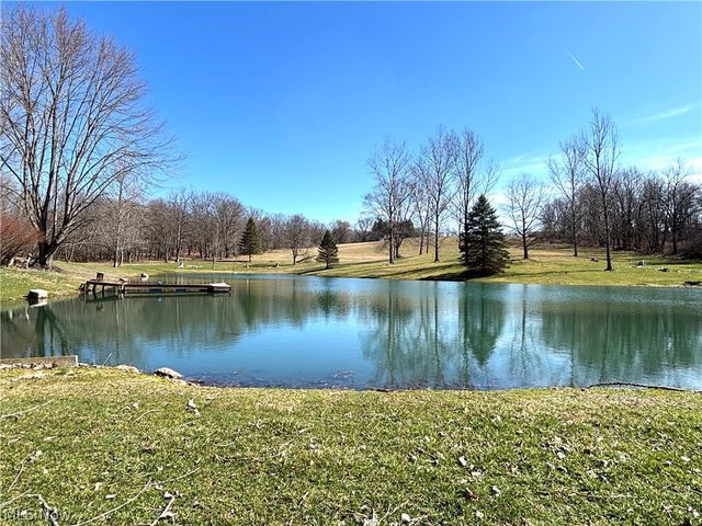 5288 Wheathill Road, East Palestine, OH 44413