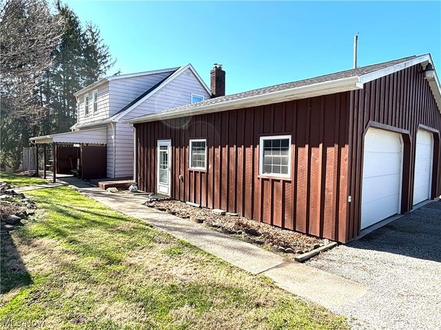 5288 Wheathill Road, East Palestine, OH 44413