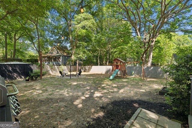 2152 Forrest Place NW, Atlanta, GA 30318