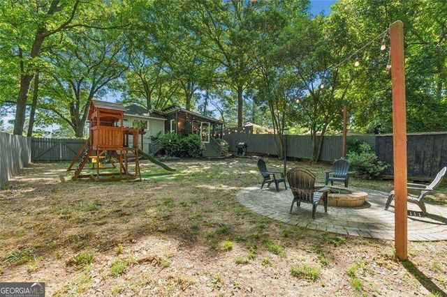 2152 Forrest Place NW, Atlanta, GA 30318