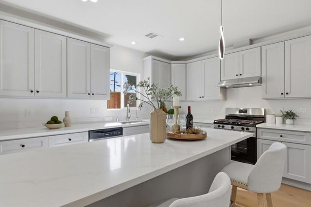 13014 Pfeifle Avenue, San Jose, CA 95111