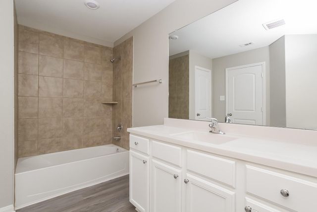 27084 Leonardo Drive, Magnolia, TX 77355