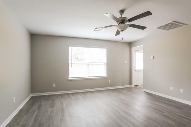 27084 Leonardo Drive, Magnolia, TX 77355