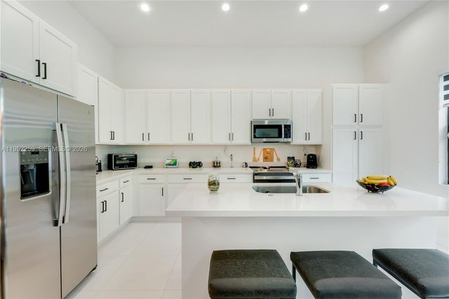 19410 SW 124th Ct, Miami, FL 33177