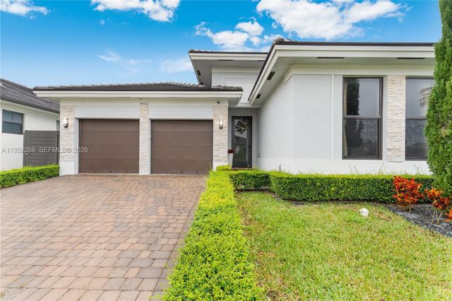 19410 SW 124th Ct, Miami, FL 33177