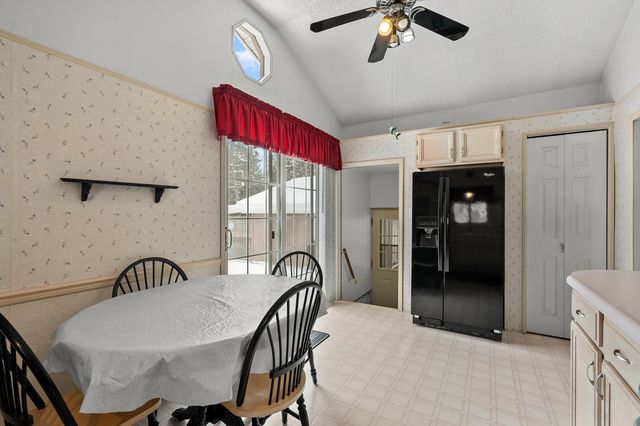 1170 W Bridge Street, Plainwell, MI 49080