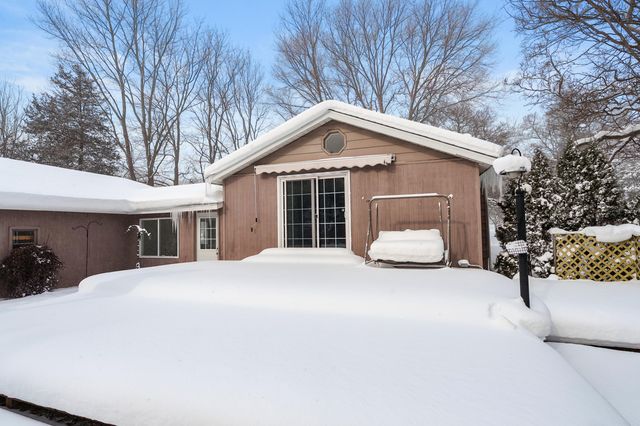 1170 W Bridge Street, Plainwell, MI 49080