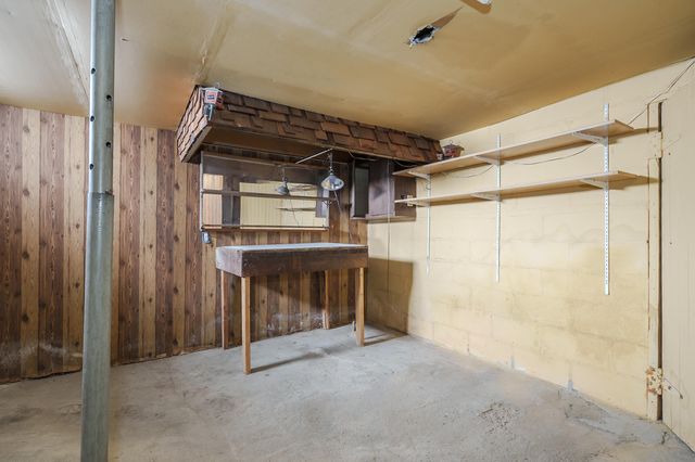 1170 W Bridge Street, Plainwell, MI 49080