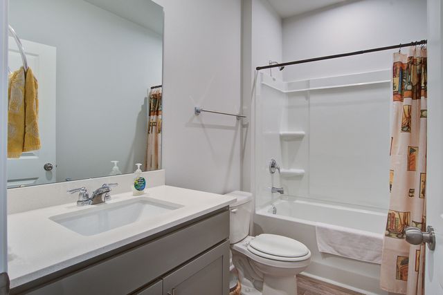 143 West Bradford Pointe Drive, Summerville, SC 29486