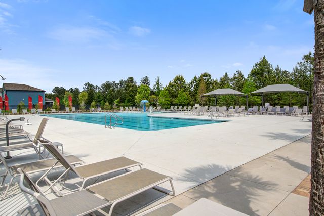 143 West Bradford Pointe Drive, Summerville, SC 29486