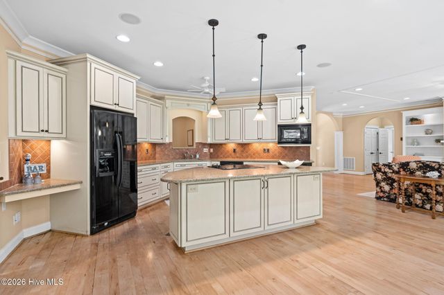 281 Lockwood Lane SW, Supply, NC 28462
