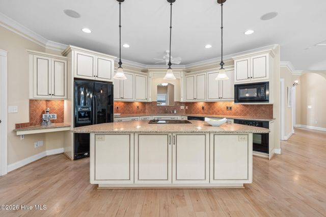 281 Lockwood Lane SW, Supply, NC 28462