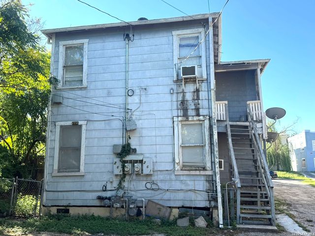 261 Natalen Ave, San Antonio, TX 78209