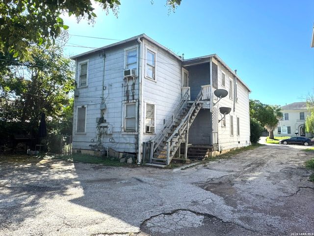 261 Natalen Ave, San Antonio, TX 78209