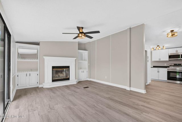 1209 Hickman Road NW, Calabash, NC 28467
