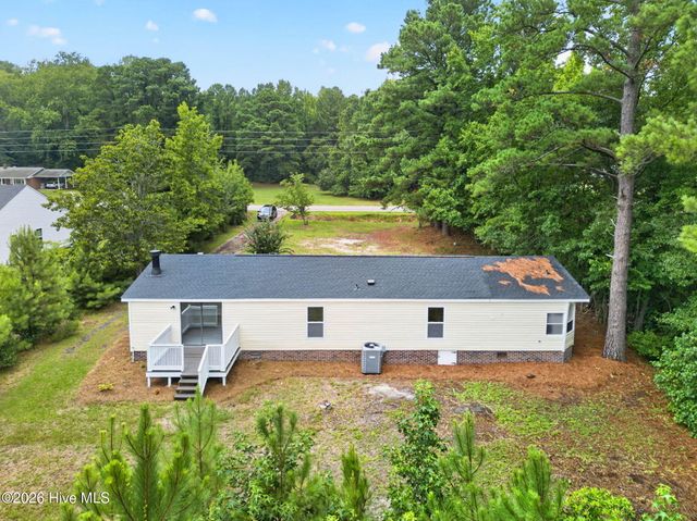 1209 Hickman Road NW, Calabash, NC 28467