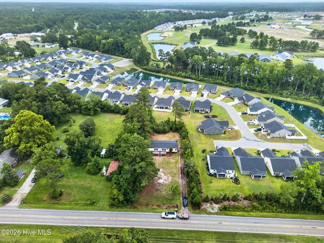 1209 Hickman Road NW, Calabash, NC 28467
