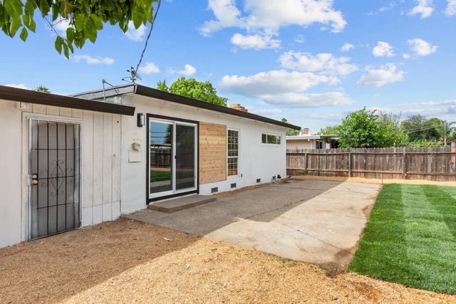 7633 23rd St, Sacramento, CA 95832