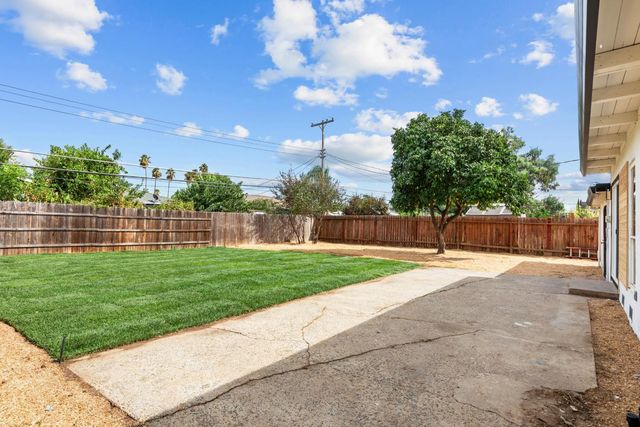 7633 23rd St, Sacramento, CA 95832
