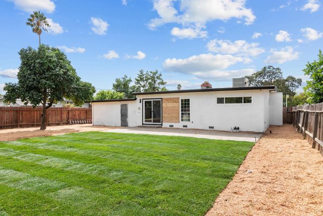 7633 23rd St, Sacramento, CA 95832