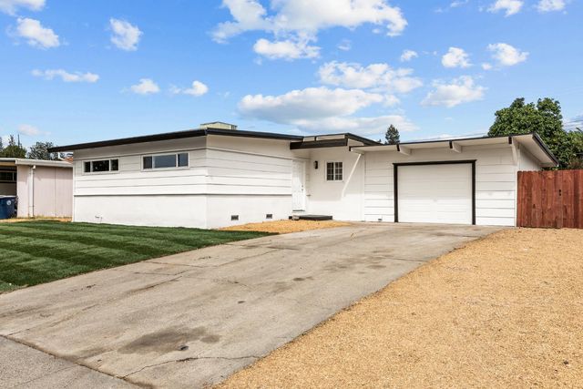7633 23rd St, Sacramento, CA 95832