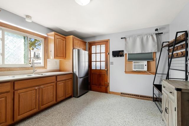 4 Spring Valley Rd, Boston, MA 02132