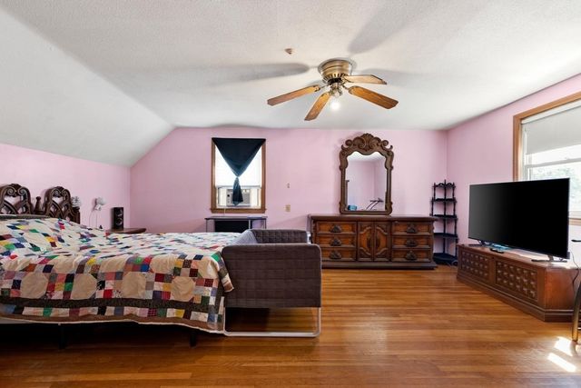 4 Spring Valley Rd, Boston, MA 02132