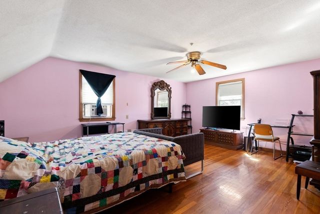 4 Spring Valley Rd, Boston, MA 02132