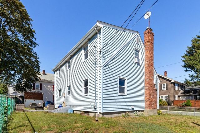 4 Spring Valley Rd, Boston, MA 02132