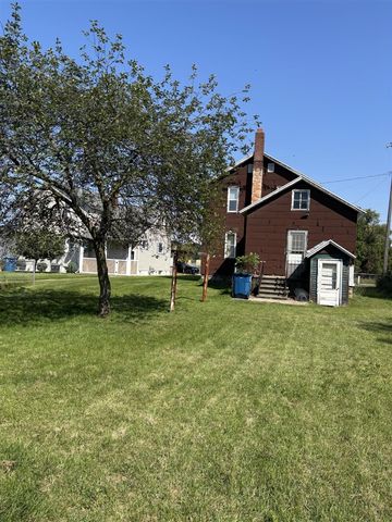 810 Vine Street, Manistee, MI 49660