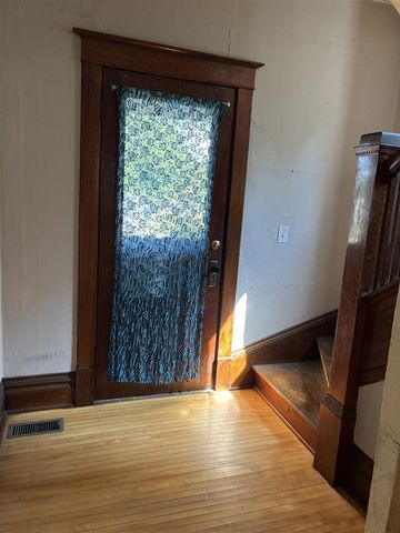 810 Vine Street, Manistee, MI 49660